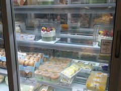 面包甜点陈列柜-仟吉(荟聚中心店)