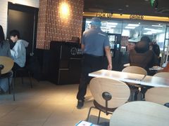 -达美乐比萨(南京路店)