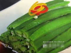 白灼秋葵-神火烧烤馕坑肉新疆菜(兴隆街店)