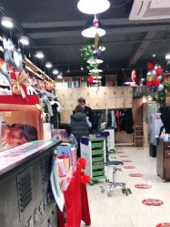-阿兵荣辉美容理发有限公司
