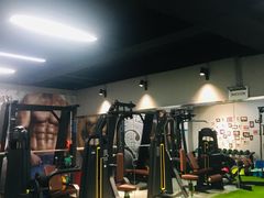 -征成健身连锁私教工作室(九公里店)