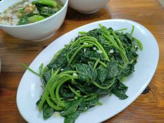 蒜蓉炒番薯叶-本地老字号清叔烧鹅