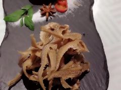 -湖庭壹品鸭王·传统北京烤鸭·别墅私房菜·庭院宵夜(江宁店)