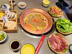 -阿婆情腊排骨火锅·野生菌季(古城旗舰店)