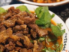 红烧牛肉-海韵人家.海景花园经典云南菜(双廊店)