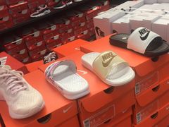 -五环Outlets(高新工厂店)