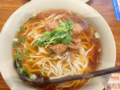 -李先生牛肉面大王(济南火车站候车室店)