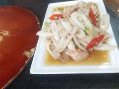 -八美镇邛崃土地坡饭店