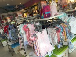 -贝贝熊孕婴童连锁