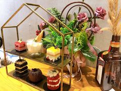 -ZING COFFEE 镜咖啡