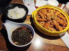 -多嘴肉蟹煲(万达店)