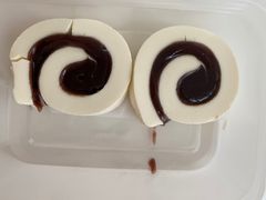 豆沙奶卷-牛姥姥牛奶酪