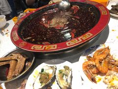 -大师兄酱骨火锅