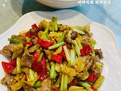 -鲜榨果汁·啤酒鱼(环岛河店)