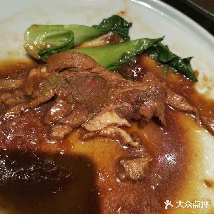 这种解释实在是很无语。我家做饭怎么就没掉过色