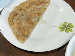 葱油饼-吕氏疙瘩汤·新派鲁菜(东城万达广场店)