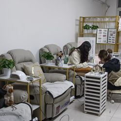 -玉指悦色美甲美睫