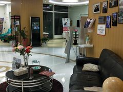 -雅悦齿科(顾村公园店)