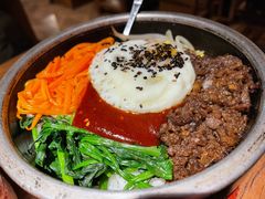 石锅牛肉拌饭-九畋町和牛黑牛烤肉料理(三里屯3·3大厦店)