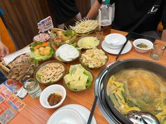 -黔三一夺夺粉酸汤火锅(百信店)