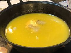 -鲜入围煮花胶鸡海鲜火锅