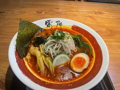 辣白菜五花拉面-雷门拉面店(新光天地店)