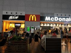 门面-麦当劳(高铁南站店)