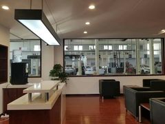 -上汽荣威飞凡体验中心(莲池南二环店)