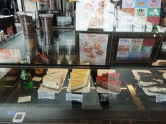 面包甜点陈列柜-Seesaw Coffee(朝阳大悦城店)