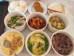 -爱陪伴一对一月子中心(融侨店)