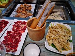 -犇牛记·鲜牛肉火锅