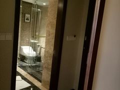 -绍兴鉴湖君澜大酒店