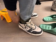 -COACH蔻驰(德基广场店)