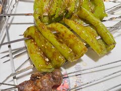 -三个大叔烤羊肉串·歌手驻唱·碳烤鲜肉(西三旗店)