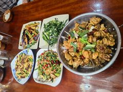 -苗湘食府(十年店)