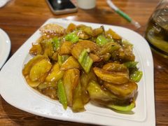 -巧婆婆特色东北菜·铁锅炖