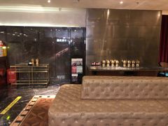 -半岛翡丽海鲜自助餐厅(观风亭店)