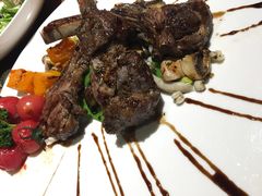 -JINNS锦时 steak&pizza(浸信会礼拜堂旧址店)