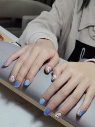 -瞧·享轻奢美甲美睫
