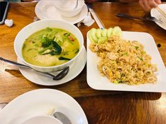 -两兄弟Song Pee Nong(2号店)