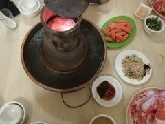 -洞庭洲·防空洞火锅·烧烤·铜锅涮肉(新百广场店)