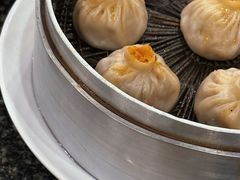 精品蟹黄汤包-耿福兴(凤凰美食街店)