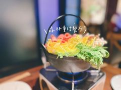 -ins森林童话餐厅coffee&bistro