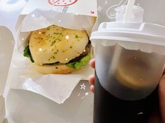 -必胜客餐厅(昆百大泰业城店)