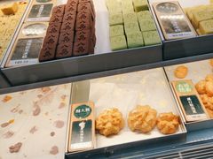 -酥大興·新国潮糕点配茶饮(龙岗万达黑金店)