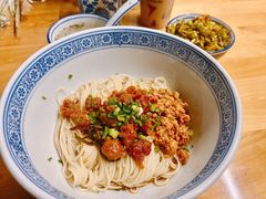 -沪西老弄堂面馆(定西路店)