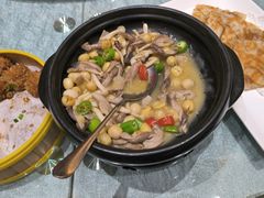 -湖北三五醇酒店·35年新楚菜