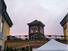 -王府井奥莱临潼小镇(临潼店)