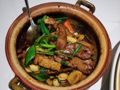 -八府香鸭·啫啫煲(华山路店)