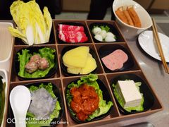 -海底捞火锅(杭州城西银泰城店)